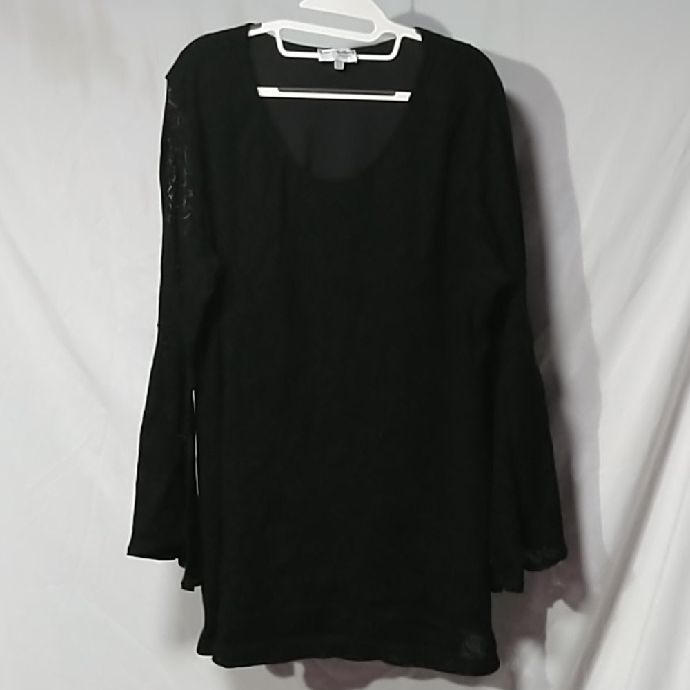 Black lace top